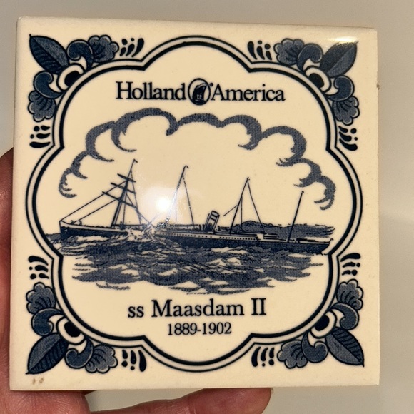 2 Pc HOLLAND AMERICA China Porcelain Drink Coasters Maasdam II Ryndam III - Picture 2 of 6